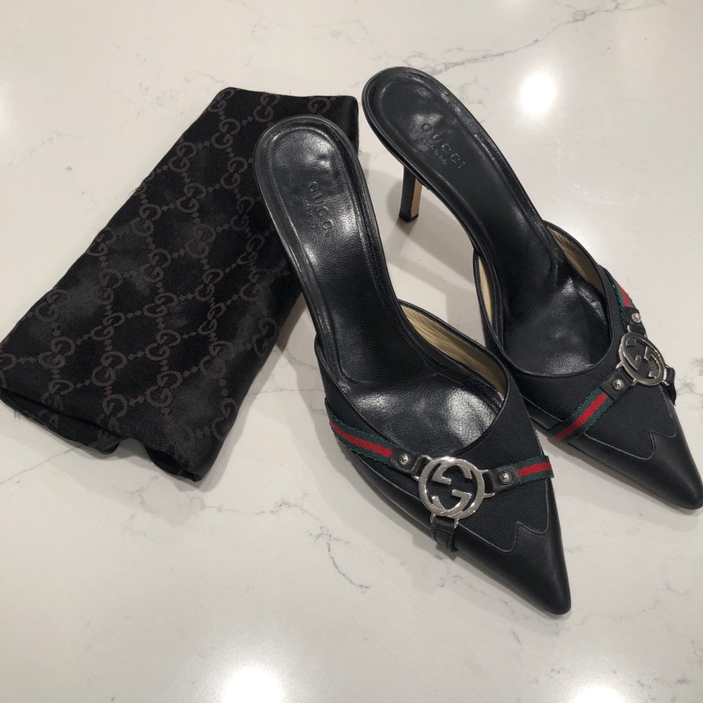 Black Gucci Mules with kitten heel